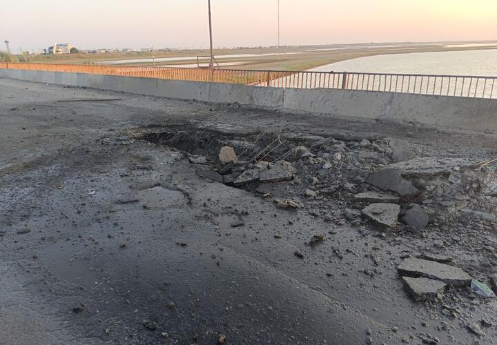 ВСУ взорвали мосты, соединяющие Херсонскую область с Крымом