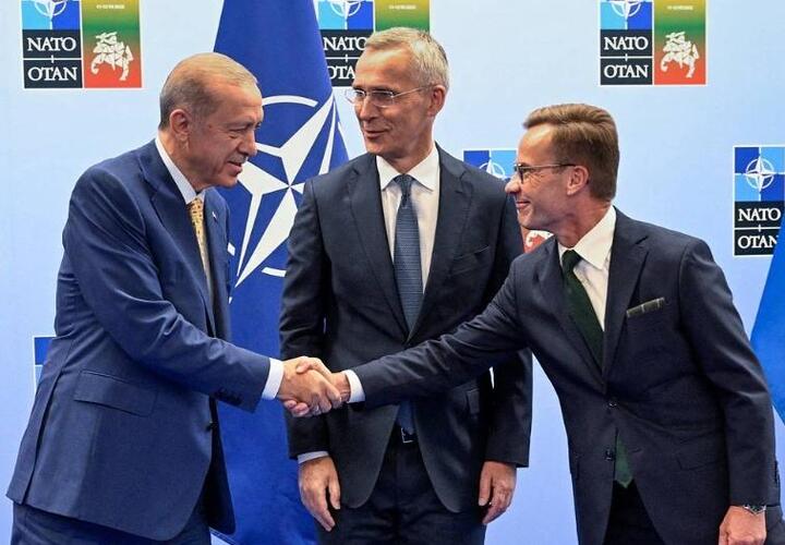 Опасное расширение: назван срок, когда Турция ратифицирует вступление Швеции в НАТО 