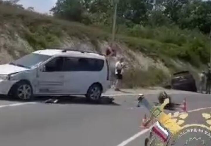 В Анапе водитель выехала на встречку, пострадали пять человек
