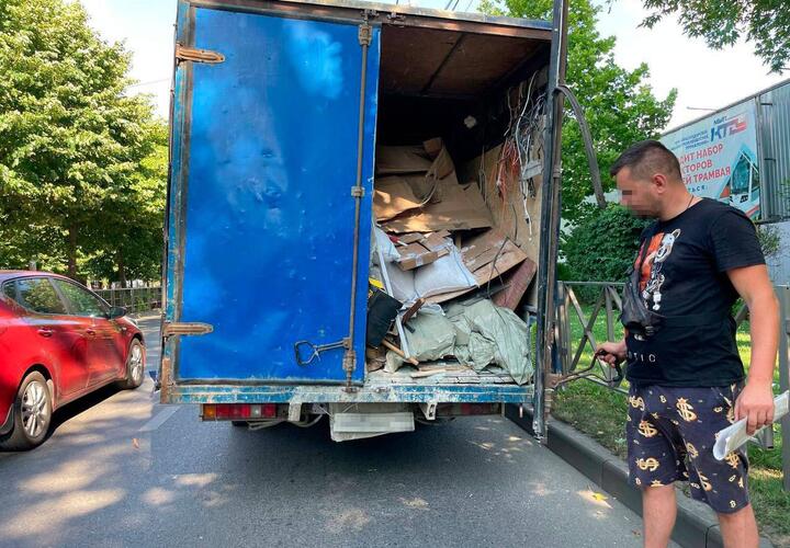 В Краснодаре у «черных мусорщиков» за месяц изъяли 30 грузовиков