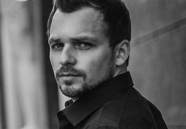 Актер Алексей Янин скончался в реанимации на 41 году жизни