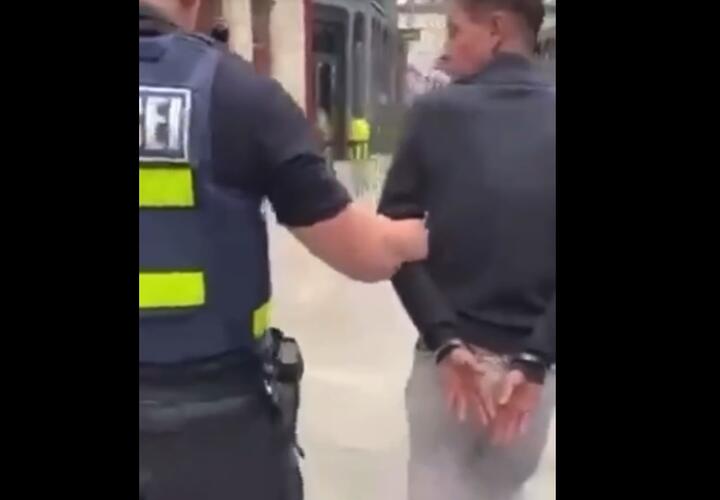 Актера-иноагента Панина за пьяный дебош в Таллине могут депортировать в Россию