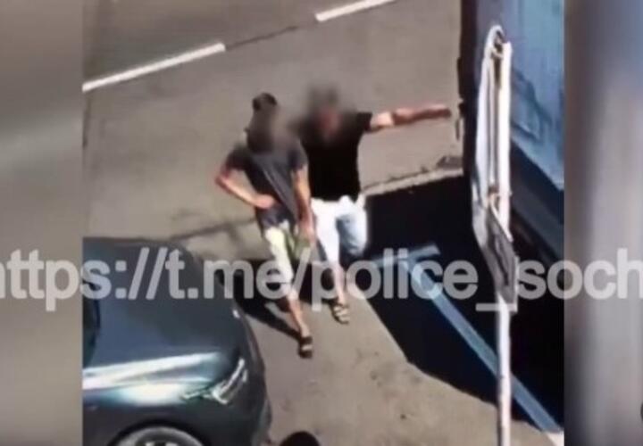 Двое уголовников с Кубани ограбили молодого сочинца