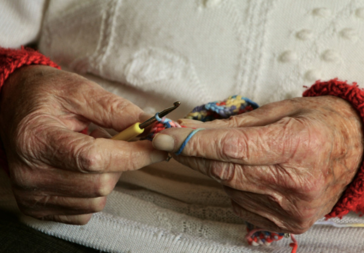 На Кубани дочь помешала мошеннику обмануть ее пожилую мать