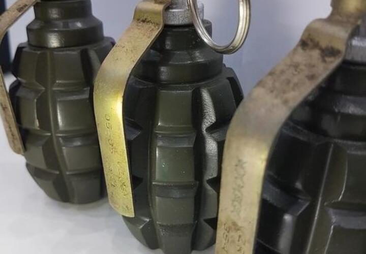 На Кубани станичник в магазине подарил подростку боевую гранату