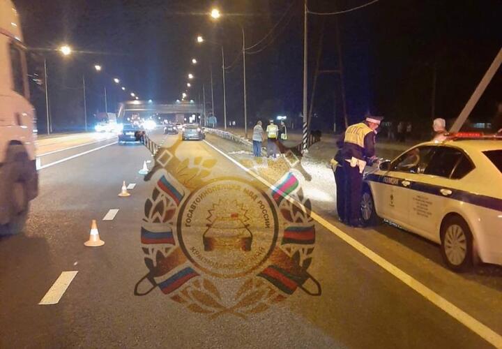 Под колесами иномарки на Кубани погиб пешеход