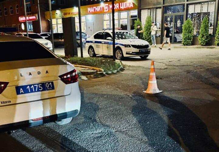 Полуторогодовалый малыш погиб под колесами машины на глазах матери в Адыгее