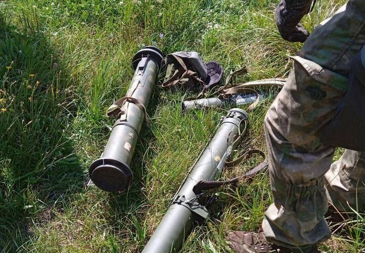 Российские военные несколько часов выбивали украинских диверсантов с территории РФ 