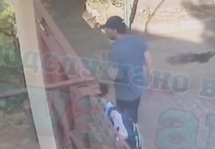 В Анапе задержан мужчина, который пытался зайти в чужой дом за школьницей