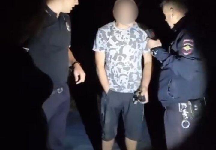 В Крымске мужчина едва не задушил 11-летнего мальчика