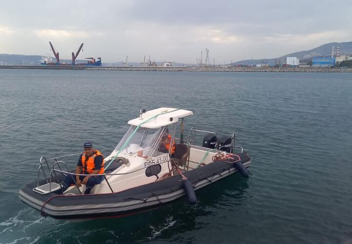 В Новороссийске обессиливших пловцов унесло в открытое море