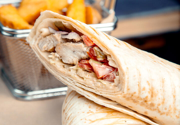 В Сочи делали шаурму из мяса неизвестного происхождения