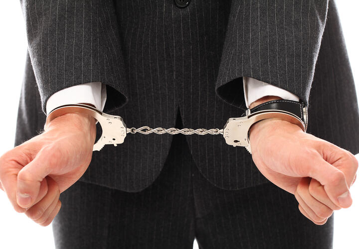 В Сочи трейдер-мошенник «заработал», обманув женщину на четверть миллиона