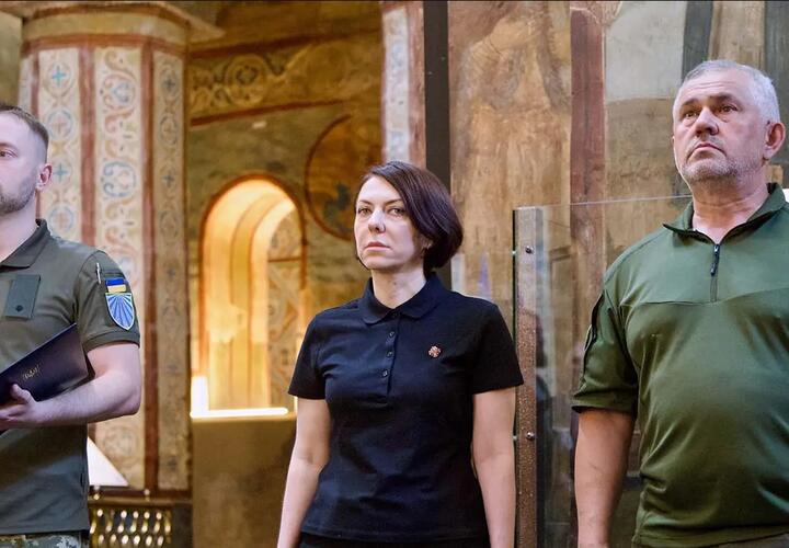 Всех замминистров обороны, включая медийную Анну Маляр, уволили на Украине
