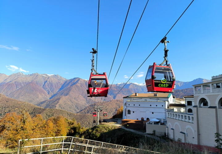 Канатные дороги на горном курорте в Сочи закрываются