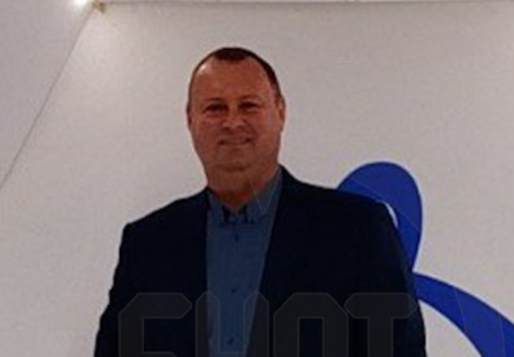 Ходил, опираясь на клюшку: умер бывший хоккеист «Динамо» Дмитрий Суханов 