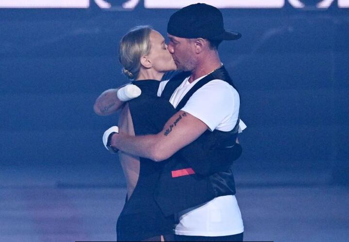 На форуме в Сочи Костомаров объявил о своем участии в шоу «Письма любви»