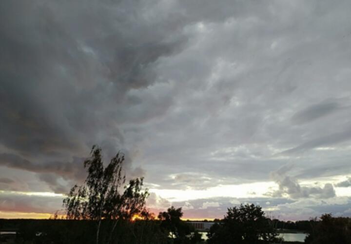 На Кубани сегодня ожидаются дожди с грозами, в горах с мокрым снегом