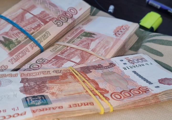Наивный житель Кореновска едва не отдал мошенникам миллион рублей