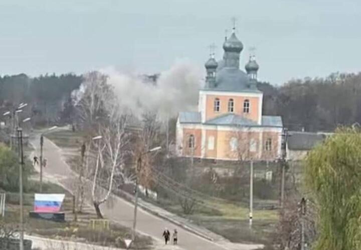 Солдаты дьявола: ВСУ обстреляли храм Николая Чудотворца в Брянской области