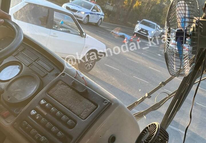 Труп на обочине дороги обнаружили утром жители Краснодара