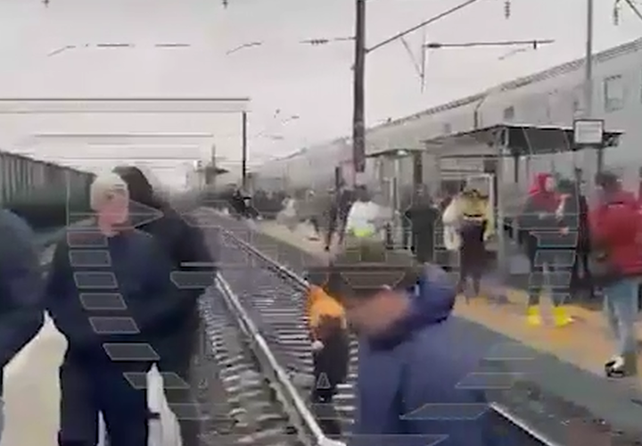 Из-за угрозы взрыва эвакуировали пассажиров поезда «Москва – Симферополь»