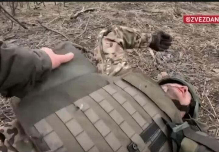 «Ноги болят, братик?»: появилось видео момента смертельного ранения военкора РТР Бориса Максудова