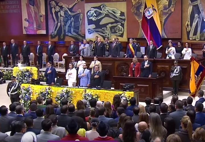 Новый президент Эквадора вступил в должность под звуки русского марша «День Победы»