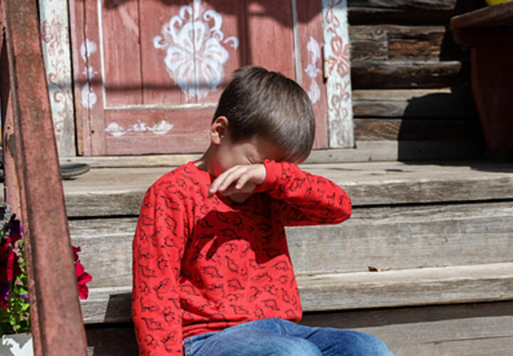 Отец больше года присваивал пенсию сына-подростка в Краснодарском крае