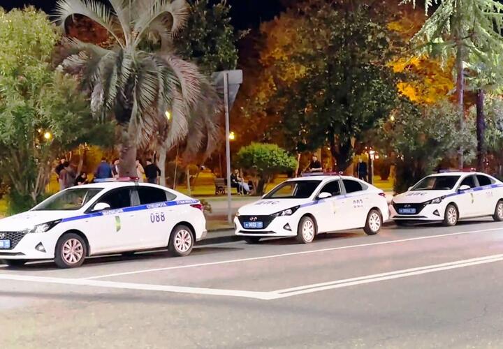 С американскими автоматами и дроном: в горах Абхазии ловят группу хорошо экипированных  и вооруженных людей