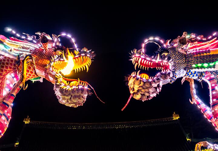 Внимательными стоит быть и самим Драконам