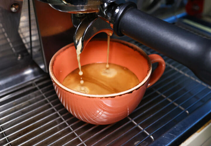 Трампа стараются не допустить к выборам, российские вертолеты из Аргентины хотят передать Украине: что произошло, пока вы спали