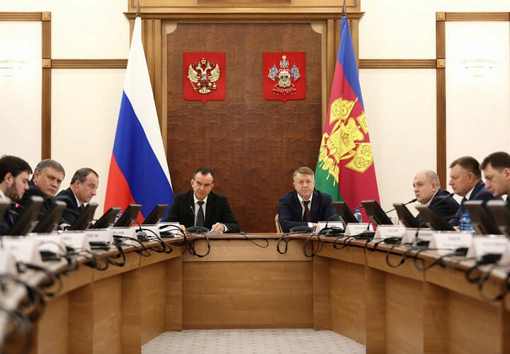 В целях безопасности на Кубани отменили все массовые мероприятия в новогодние праздники