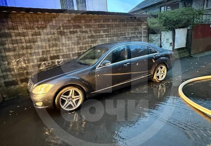  В центре Сочи сгорел частный дом рядом с центральным вокзалом, есть погибший