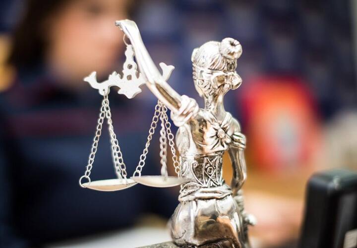 В Краснодаре два брата до полусмерти избили человека кувалдой и молотком