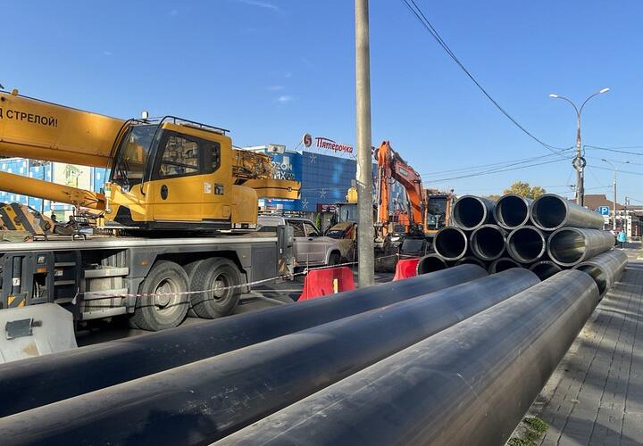 В Краснодаре на время новогодних каникул остановили ремонт коллектора 