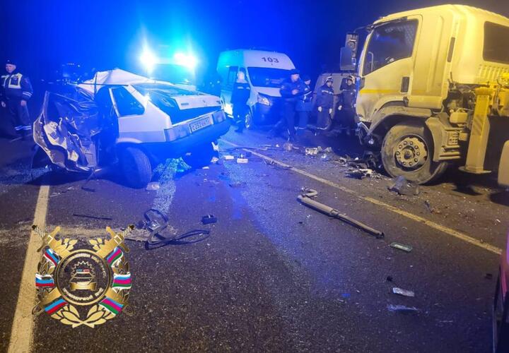 В Краснодарском крае в ДТП после выезда на встречку погиб 42-летний водитель 