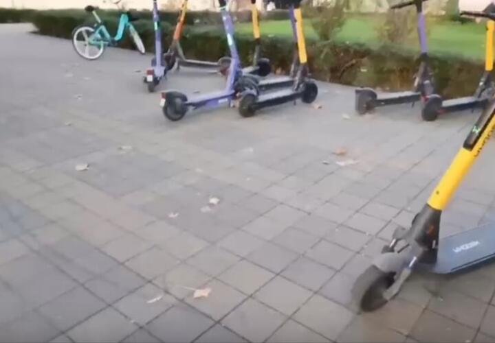 В Сочи за неделю с улиц убрано более 170 самокатов