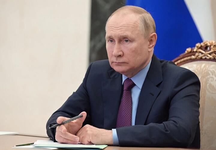 Владимир Путин установил численность личного состава Вооружённых Сил России