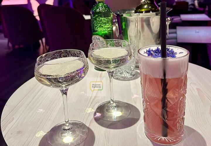 Девушки Новороссийска слишком избалованы вниманием, считает местный житель