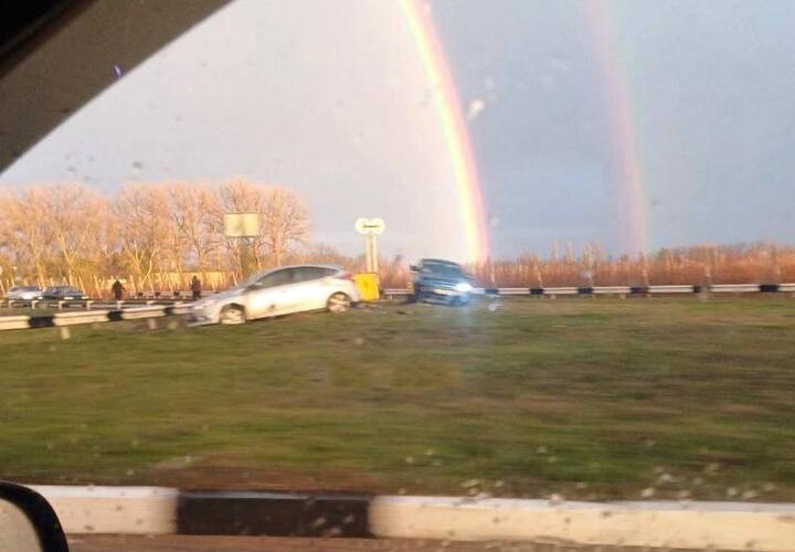 Две аварии под радугой случились сегодня на Кубани