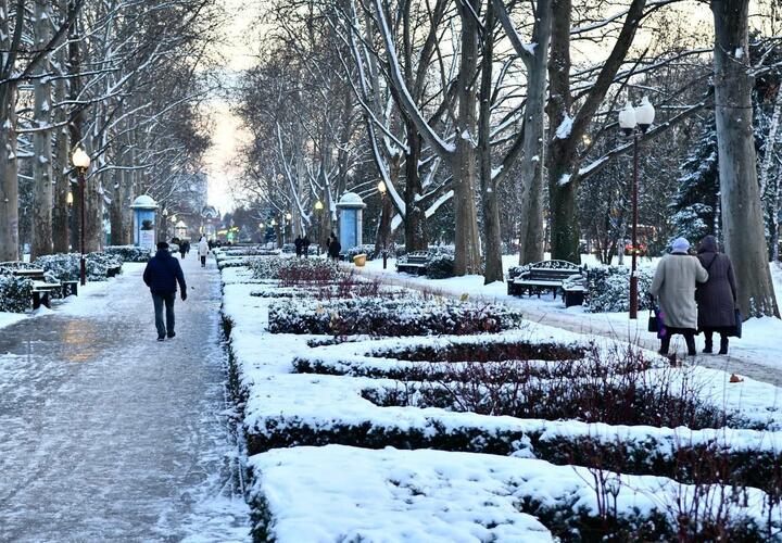 Минздрав: в Краснодаре за 2 дня гололеда в травмпункты обратились 75 человек, в том числе 20 детей