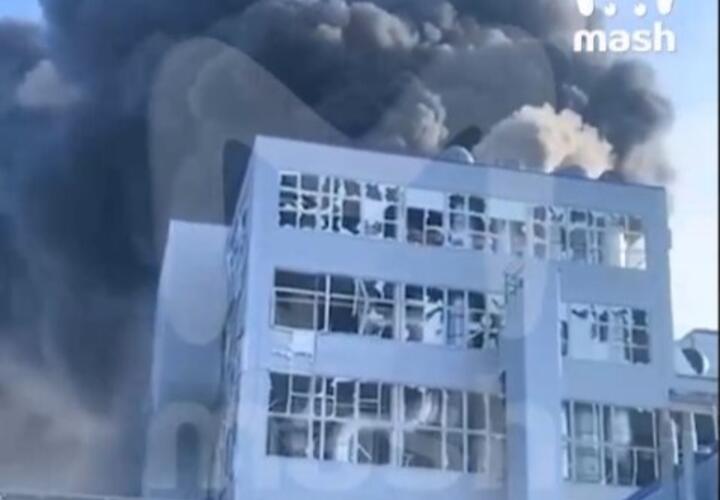 лышали взрыв: в Ростовской области начался крупный пожар на новом полиэфирном заводе