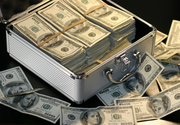 Привычки самых богатых людей мира