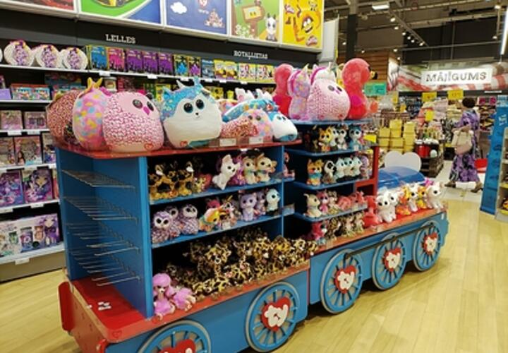 В Геленджике туристы из Москвы «обнесли» магазин игрушек