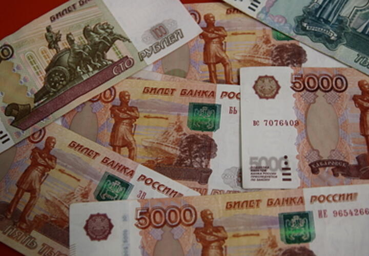 За год работодатели на Кубани задолжали сотрудникам 355 млн рублей зарплаты