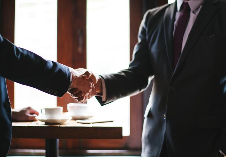 Найти работу с высокой зарплатой в Краснодаре стало проще, показал опрос