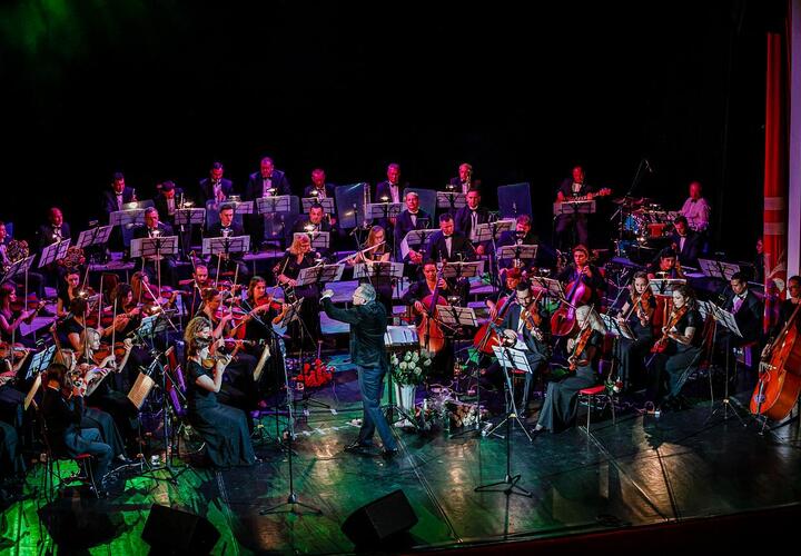 Ретро-хиты и любимые песни с грампластинок можно будет услышать на живом концерте в Краснодаре