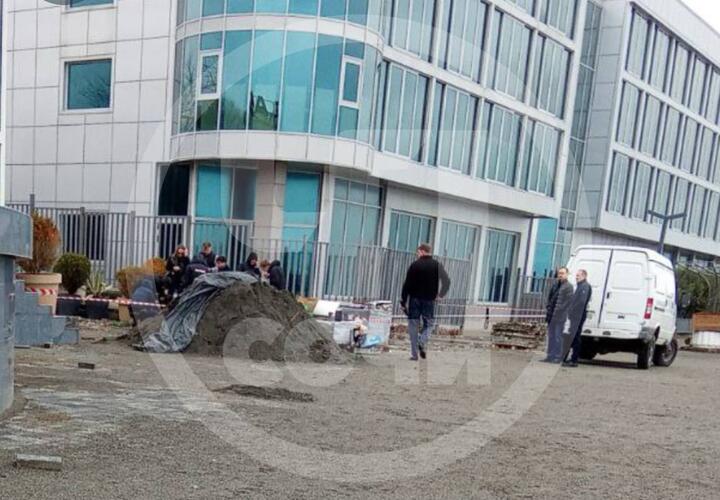 Труп женщины обнаружили на пляже в Сочи