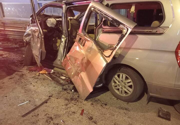 Хотел обогнать, но занесло на встречку: жёсткое ДТП случилось в Адлере 